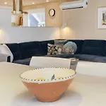בית נופש 4 Star In הלס